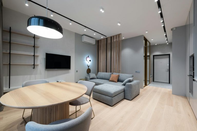 Mastering the Art of Deep Cleaning Your Sofa in New York