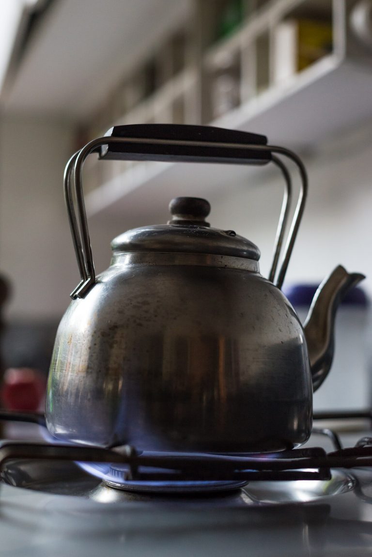 What to Clean Before a Landlord Inspection: A NYC Renter's Checklist