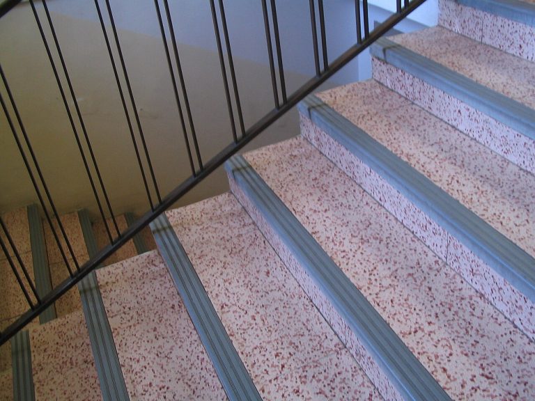 How to Clean Linoleum Floors in a NYC Apartment