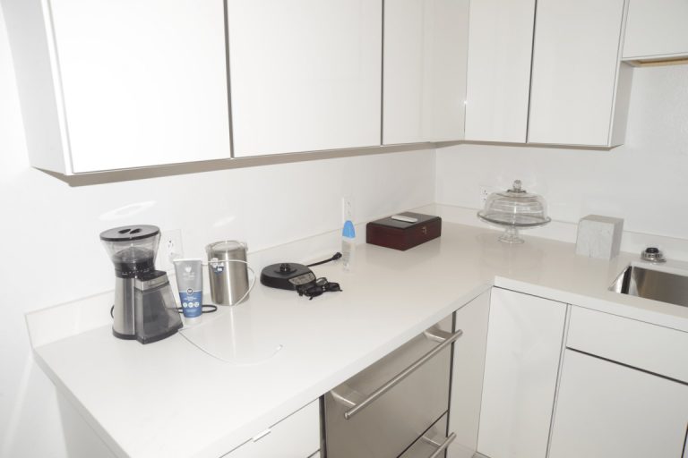 How to Clean Stainless Steel Countertops in a Small Kitchen