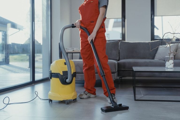 Move-In Cleaning in New York: Essential Steps Before You Unpack